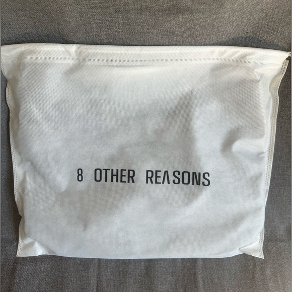 New 8 Other Reasons Betsy Slouch Tote Bag - Picture 9 of 11